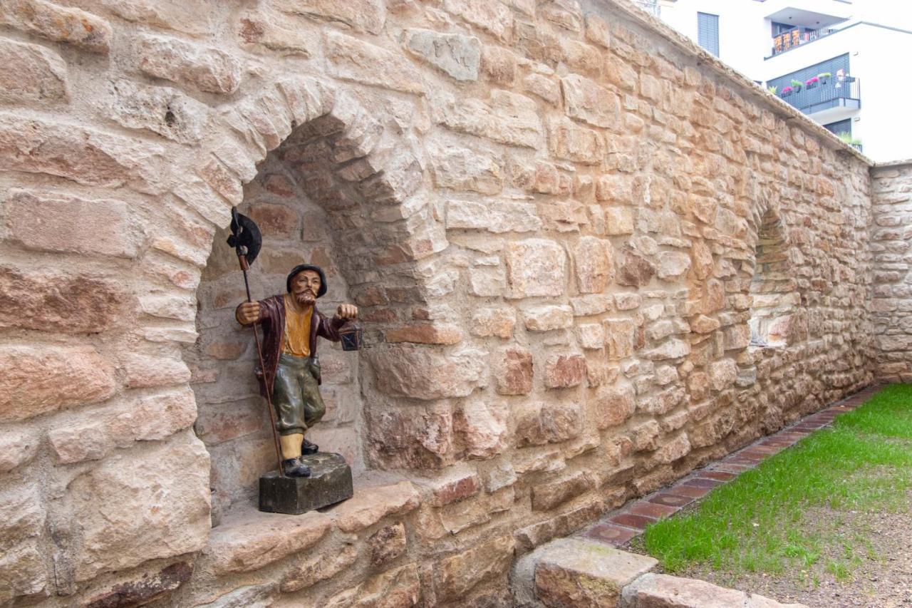 Aussergewoehnliches, Historisches, Spaetgotisches Wohnhaus Von 1519, Gries 5 Gera Ngoại thất bức ảnh